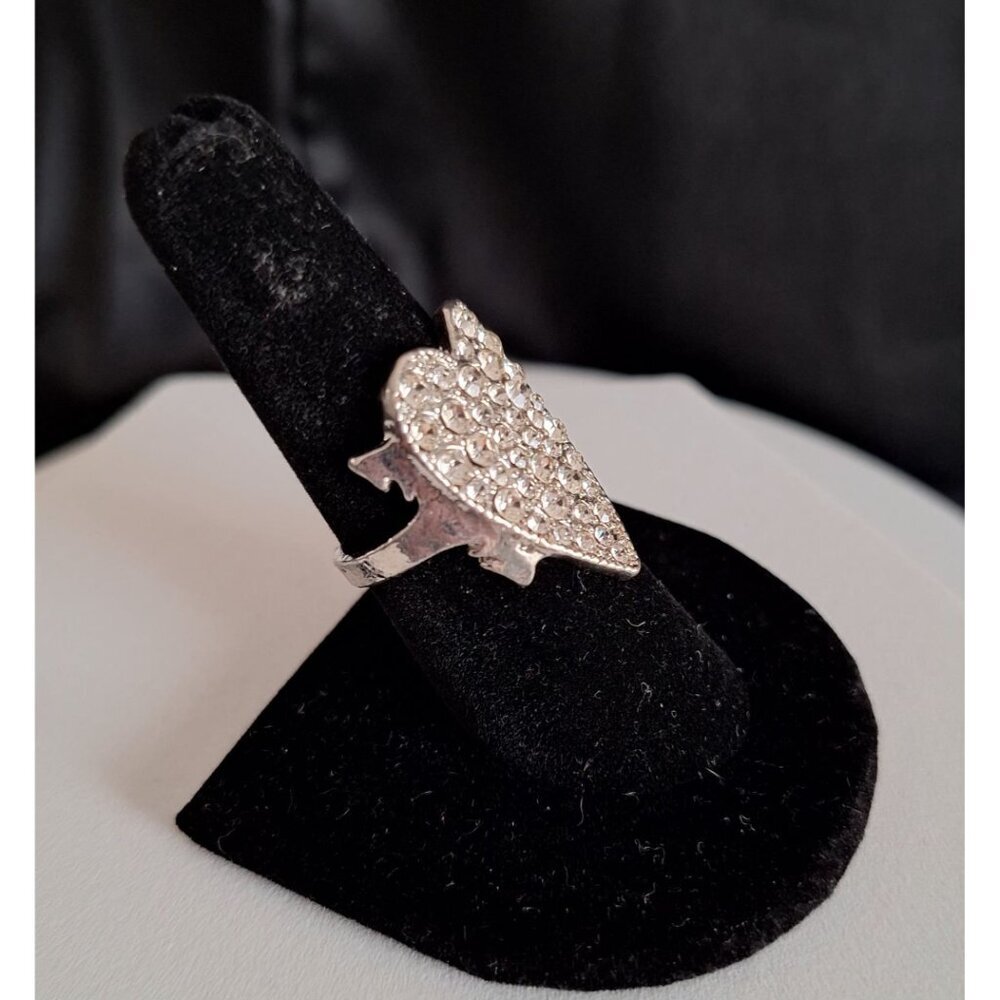 Silver-Tone Rhinestone Heart Ring With Arrow Design - Size 8 - Picture 3 of 8